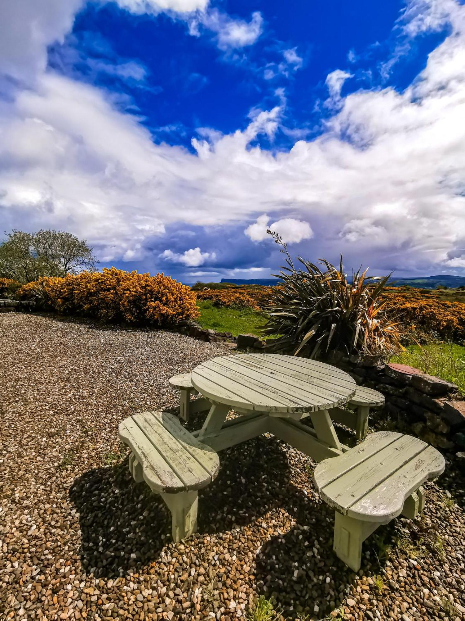 Causeway Coast Country Cottage, Pet-Friendly Ballycastle Eksteriør billede
